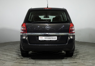 Подержанный автомобиль Opel Zafira Compactvan 2013 года (6 фото)