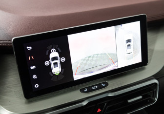 Подержанный автомобиль Belgee X50 2023 года (17 фото)