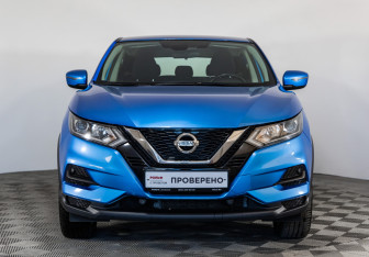 Подержанный автомобиль Nissan Qashqai 2020 года (2 фото)