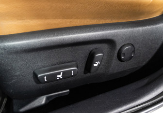 Подержанный автомобиль Toyota Camry Sedan 2016 года (18 фото)