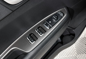 Подержанный автомобиль Kia Optima Sedan 2019 года (10 фото)