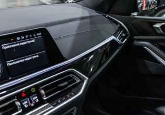 Подержанный автомобиль BMW X5 2022 года (28 фото)
