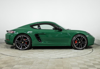 Подержанный автомобиль Porsche Cayman 2018 года (4 фото)