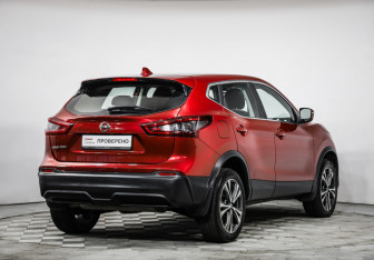Подержанный автомобиль Nissan Qashqai 2020 года (5 фото)