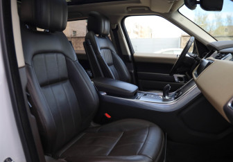 Подержанный автомобиль Land Rover Range Rover Sport 2018 года (10 фото)