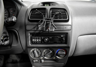 Подержанный автомобиль Hyundai Accent Sedan 2008 года (15 фото)