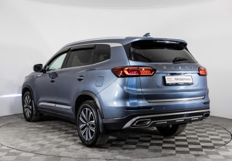 Подержанный автомобиль Chery Tiggo 8 Pro 2021 года (7 фото)