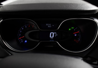 Подержанный автомобиль Renault Kaptur 2021 года (21 фото)