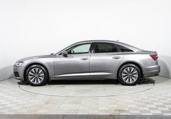 Подержанный автомобиль Audi A6 Sedan 2020 года (8 фото)