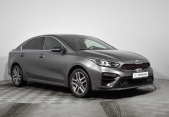 Подержанный автомобиль Kia Cerato Sedan 2019 года (3 фото)