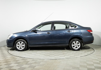 Подержанный автомобиль Nissan Almera Sedan 2014 года (8 фото)