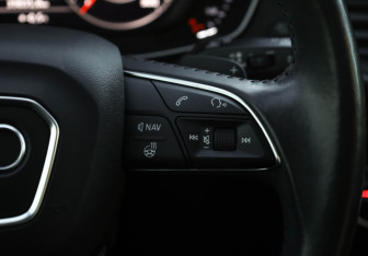 Подержанный автомобиль Audi Q5 2019 года (14 фото)