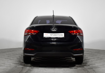 Подержанный автомобиль Hyundai Solaris Sedan 2019 года (6 фото)