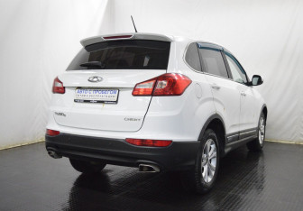 Подержанный автомобиль Chery Tiggo 5 2015 года (5 фото)