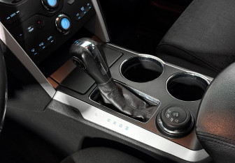 Подержанный автомобиль Ford Explorer 2013 года (11 фото)
