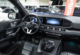 Подержанный автомобиль Mercedes-Benz GLE 2021 года (14 фото)