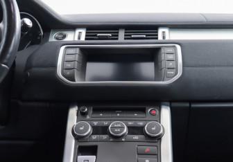 Подержанный автомобиль Land Rover Range Rover Evoque 2014 года (11 фото)