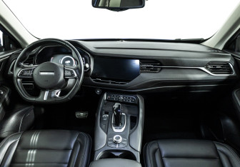 Подержанный автомобиль Haval F7 2020 года (13 фото)