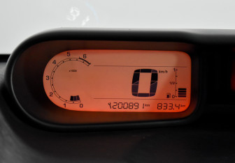 Подержанный автомобиль Citroen C3 Picasso 2010 года (17 фото)