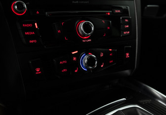 Подержанный автомобиль Audi Q5 2014 года (16 фото)