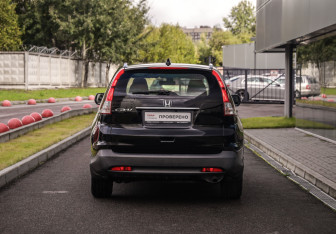 Подержанный автомобиль Honda CR-V 2013 года (7 фото)