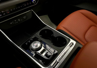 Новый Kia Carnival 2025 (17 фото)