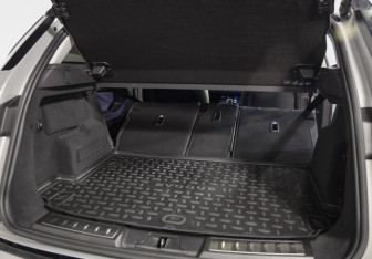 Подержанный автомобиль Land Rover Range Rover Evoque 2020 года (35 фото)
