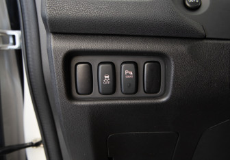 Подержанный автомобиль Citroen C4 Aircross 2014 года (18 фото)