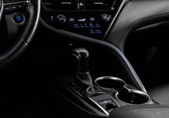 Подержанный автомобиль Toyota Camry Sedan 2021 года (14 фото)