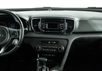 Подержанный автомобиль Kia Sportage 2017 года (14 фото)