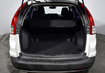 Подержанный автомобиль Honda CR-V 2013 года (20 фото)