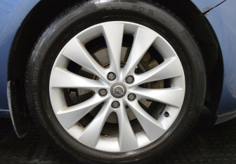 Подержанный автомобиль Opel Astra Hatchback 2014 года (9 фото)