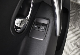 Подержанный автомобиль Renault Logan Sedan 2018 года (15 фото)