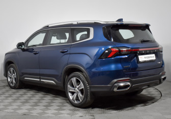 Подержанный автомобиль Geely Okavango 2024 года (7 фото)