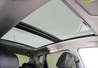 Подержанный автомобиль Kia Venga 2015 года (26 фото)