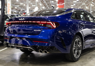 Новый Kia K5 2024 (8 фото)