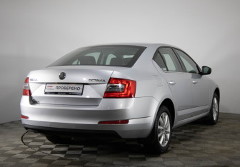 Подержанный автомобиль Skoda Octavia Liftback 2013 года (5 фото)
