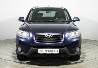 Подержанный автомобиль Hyundai Santa Fe 2010 года (2 фото)