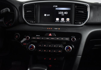 Подержанный автомобиль Kia Sportage 2021 года (16 фото)