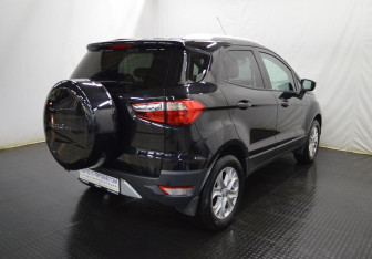 Подержанный автомобиль Ford EcoSport 2015 года (5 фото)