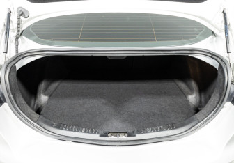 Подержанный автомобиль Ford Mondeo Sedan 2011 года (15 фото)