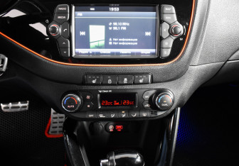 Подержанный автомобиль Kia Ceed Wagon 2016 года (16 фото)