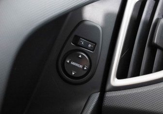 Подержанный автомобиль Hyundai Creta 2016 года (17 фото)