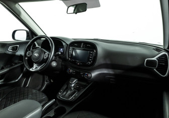 Подержанный автомобиль Kia Soul 2021 года (9 фото)