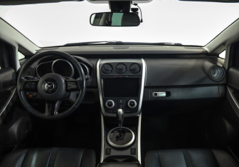 Подержанный автомобиль Mazda CX-7 2007 года (9 фото)