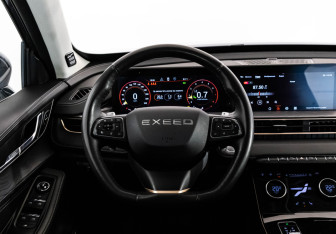 Подержанный автомобиль Exeed LX 2023 года (13 фото)