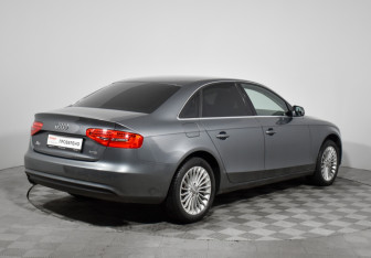 Подержанный автомобиль Audi A4 Sedan 2015 года (5 фото)