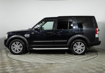 Подержанный автомобиль Land Rover Discovery 2011 года (8 фото)