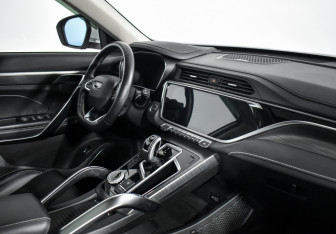 Подержанный автомобиль Geely Atlas Pro 2023 года (14 фото)