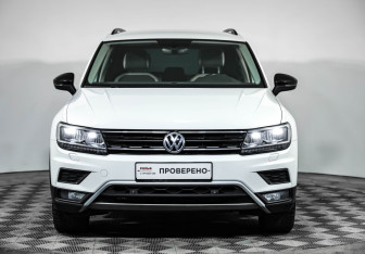 Подержанный автомобиль Volkswagen Tiguan 2018 года (2 фото)